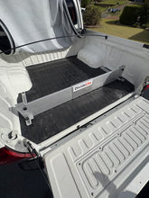 Customer tub divider layout viewed from
the open tailgate