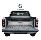 Volkswagen Amarok truck bed with a TubDivider