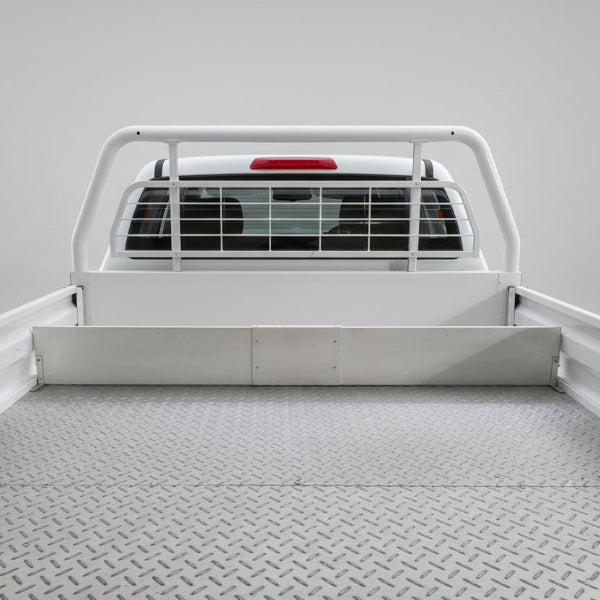TrayDivider Fixed installed across the
cab end of a checker-plate tray