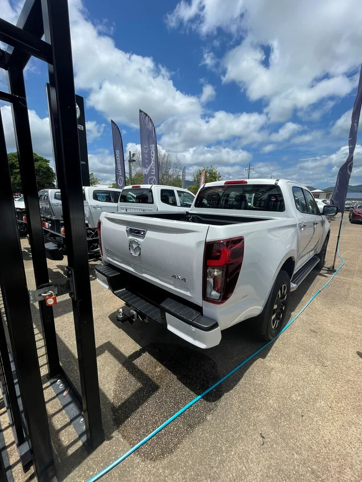 Mazda BT-50 — DivideUte vehicle reference photograph