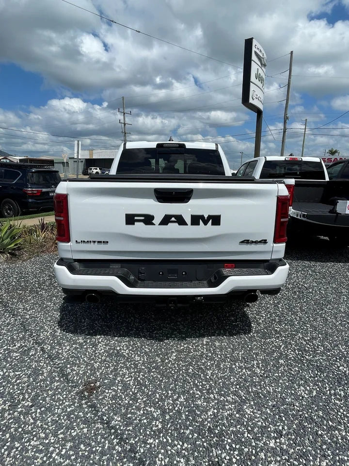 RAM 1500 — DivideUte vehicle reference photograph